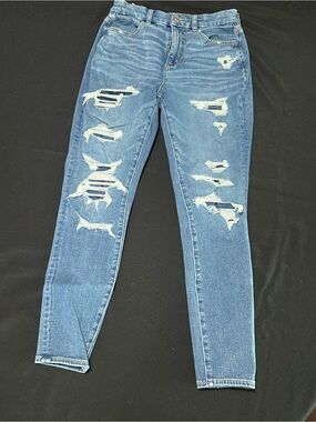 American Eagle Outfitters Women's Light Blue Distressed Skinny Jeans